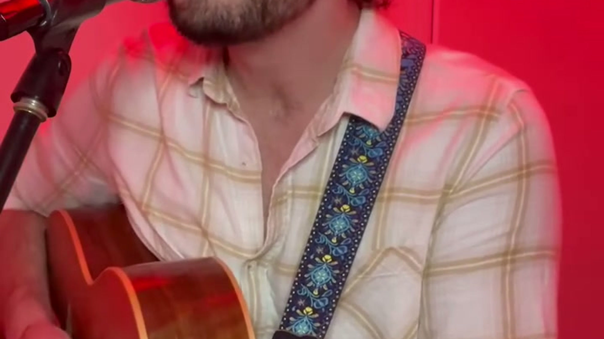 When It Rains It Pours - Luke Combs